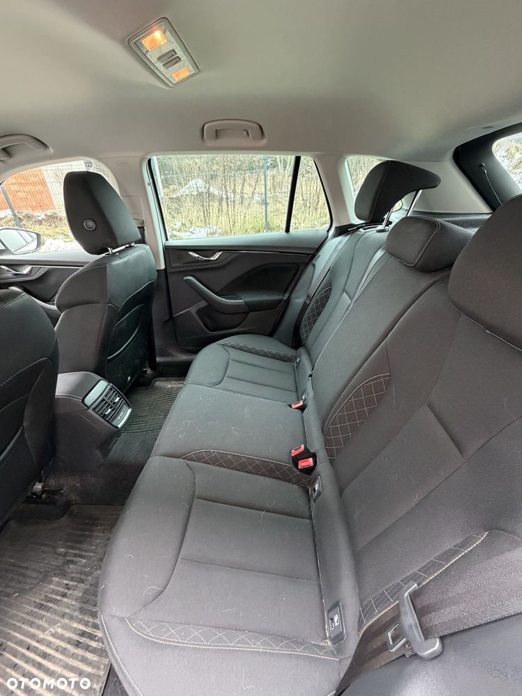 Skoda Kamiq 1.0 TSI Ambition - 16