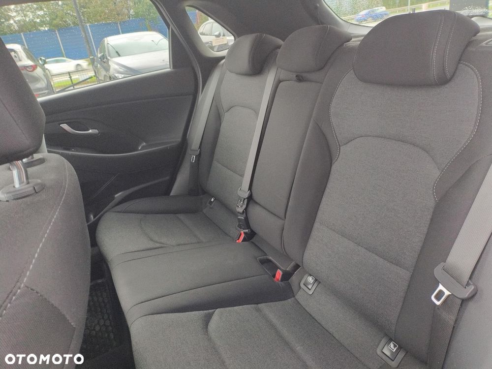 Hyundai i30 1.5 DPI Smart - 16