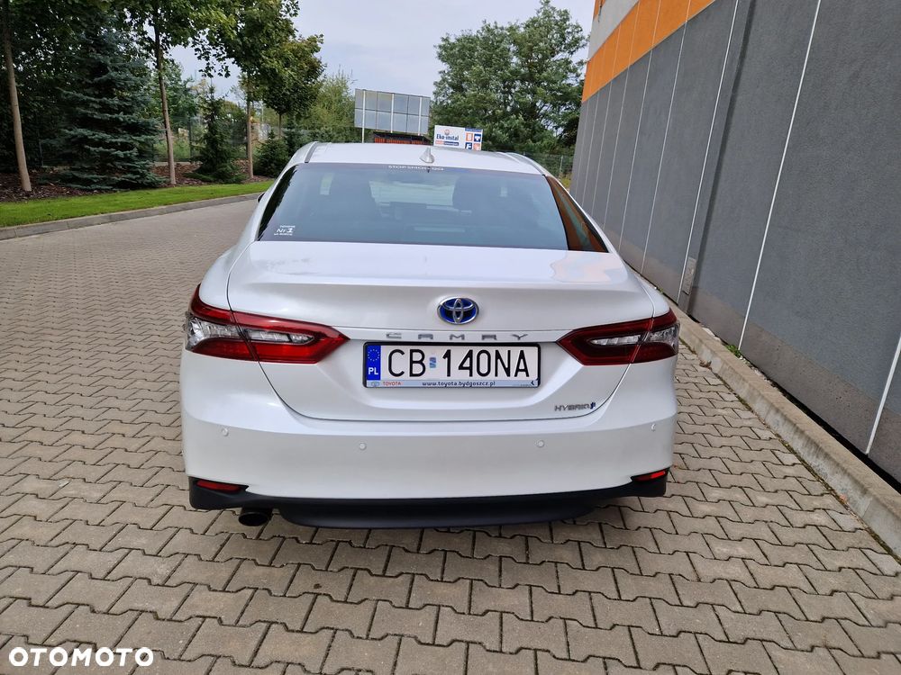 Toyota Camry 2.5 Hybrid Executive CVT - 8
