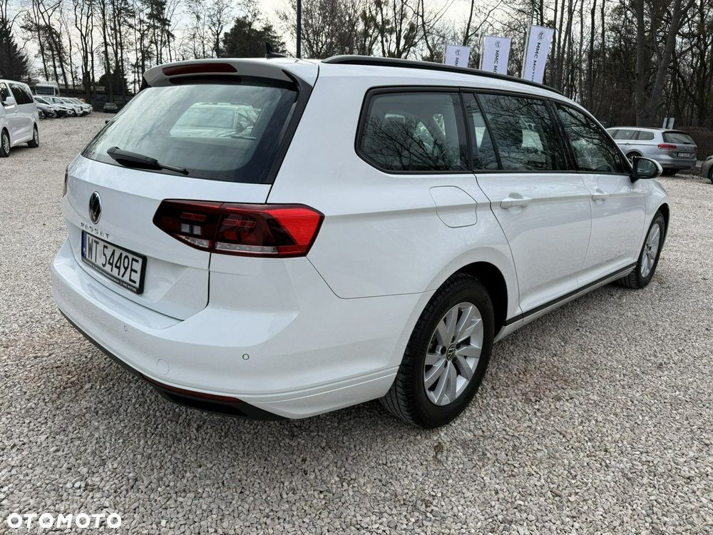 Volkswagen Passat - 24