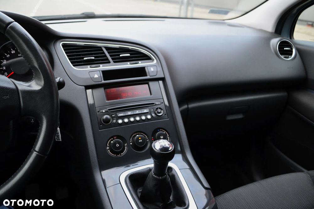 Peugeot 5008 120 VTi Tendance - 17