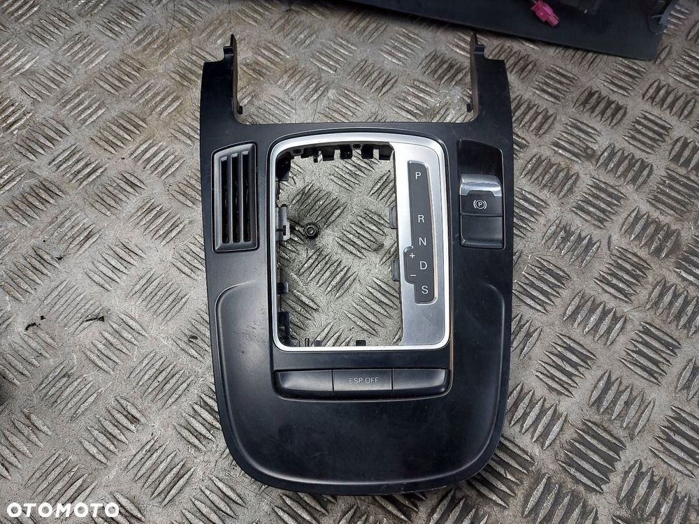TUNEL ŚRODKOWY PODŁOKIETNIK AUDI A5 8T - 14