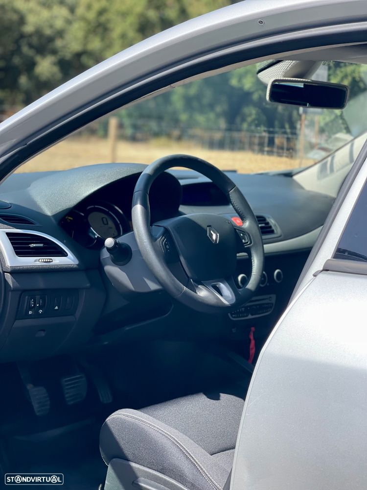 Renault Mégane Sport Tourer 1.5 dCi Dynamique - 9