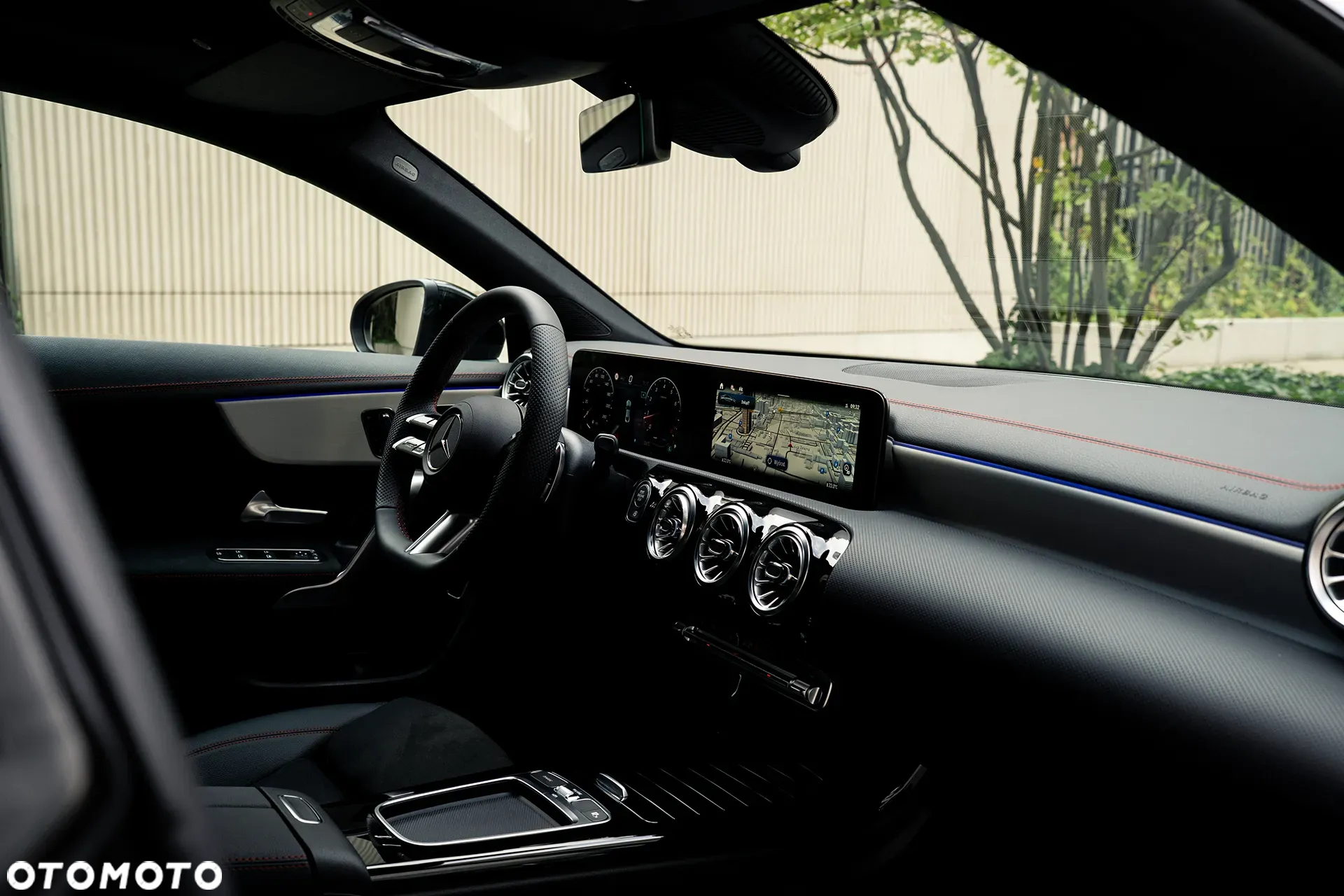 Mercedes-Benz CLA 220 mHEV 4-Matic AMG Line 8G-DCT - 12