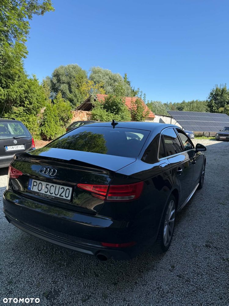 Audi A4 2017 photo 3