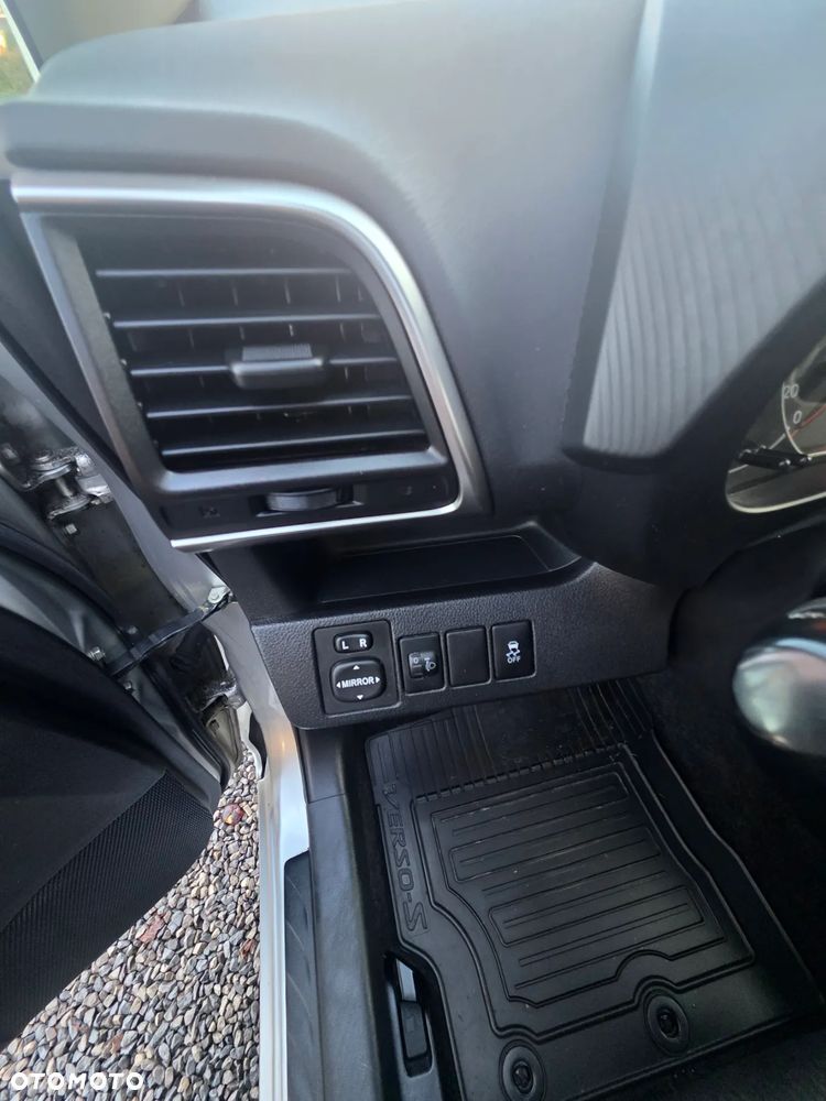 Toyota Verso S 1.4 D-4D Comfort - 12