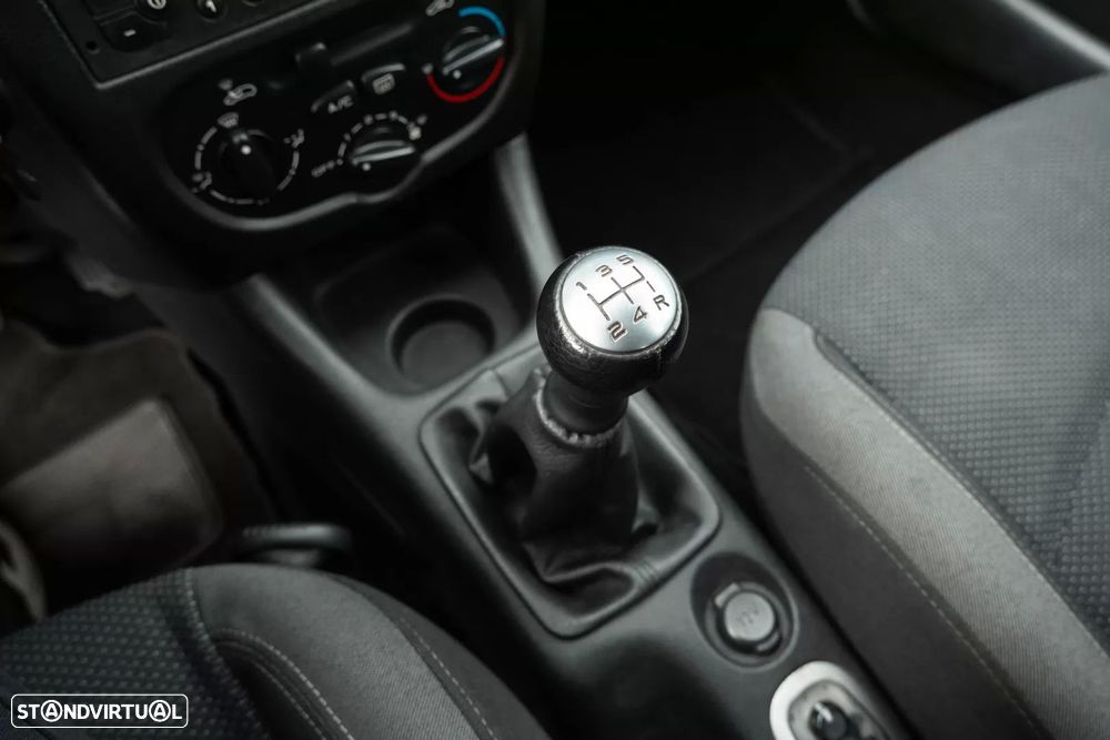 Peugeot 206+ 1.1 Urban - 14