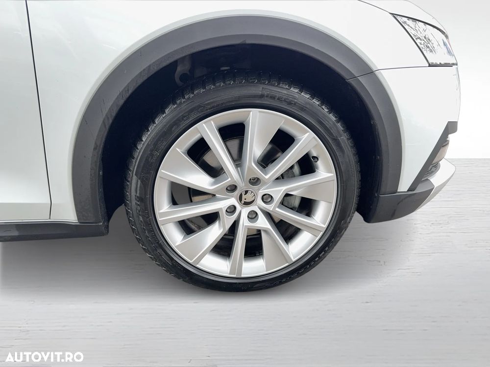 Skoda Octavia 2.0 TDI DSG 4X4 Scout - 9