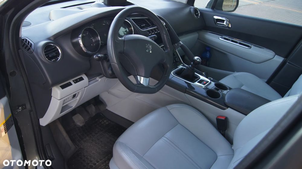 Peugeot 3008 2.0 HDi Premium - 3