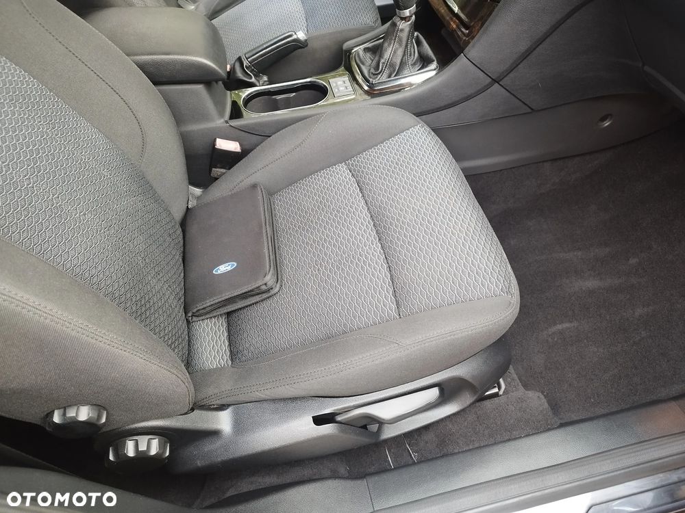Ford Mondeo 2.0 Ghia Executive - 12
