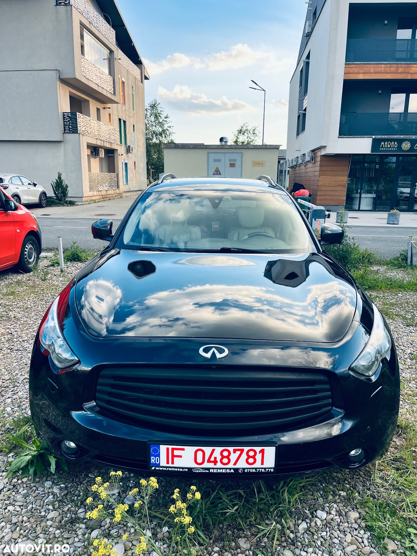 Infiniti FX 30 FX30d 3.0d V6 S Premium AWD - 3