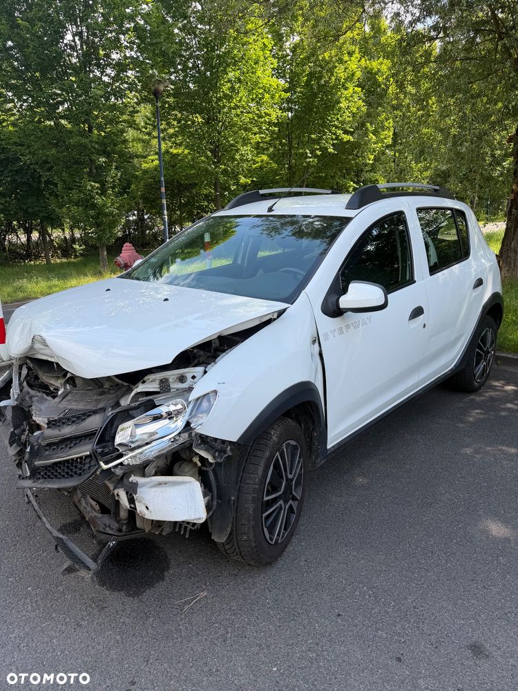 Dacia Sandero 1.5 dCi Laureate - 2