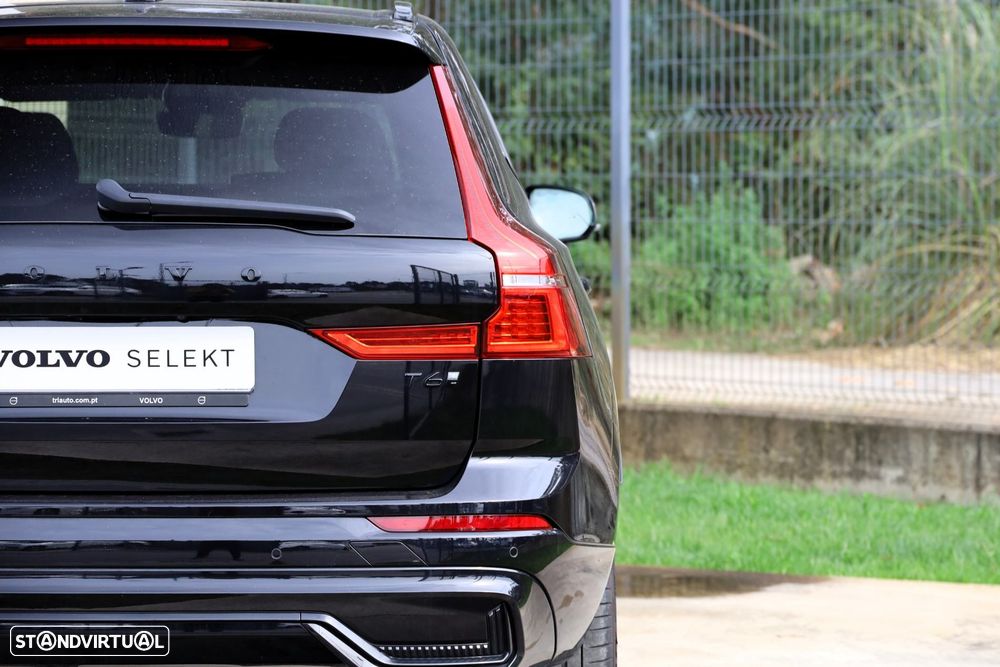 Volvo XC 60 2.0 T6 PHEV Black Edition AWD - 33