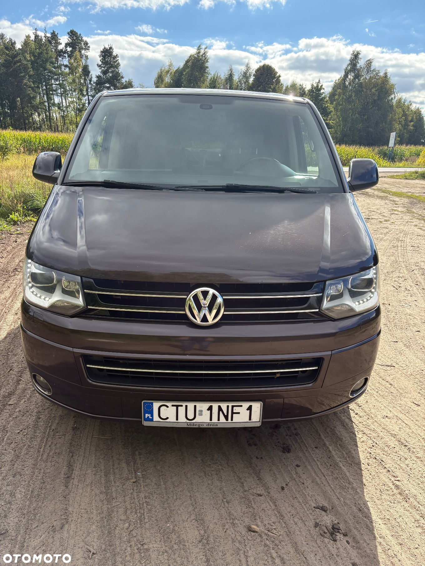 Volkswagen Multivan - 2
