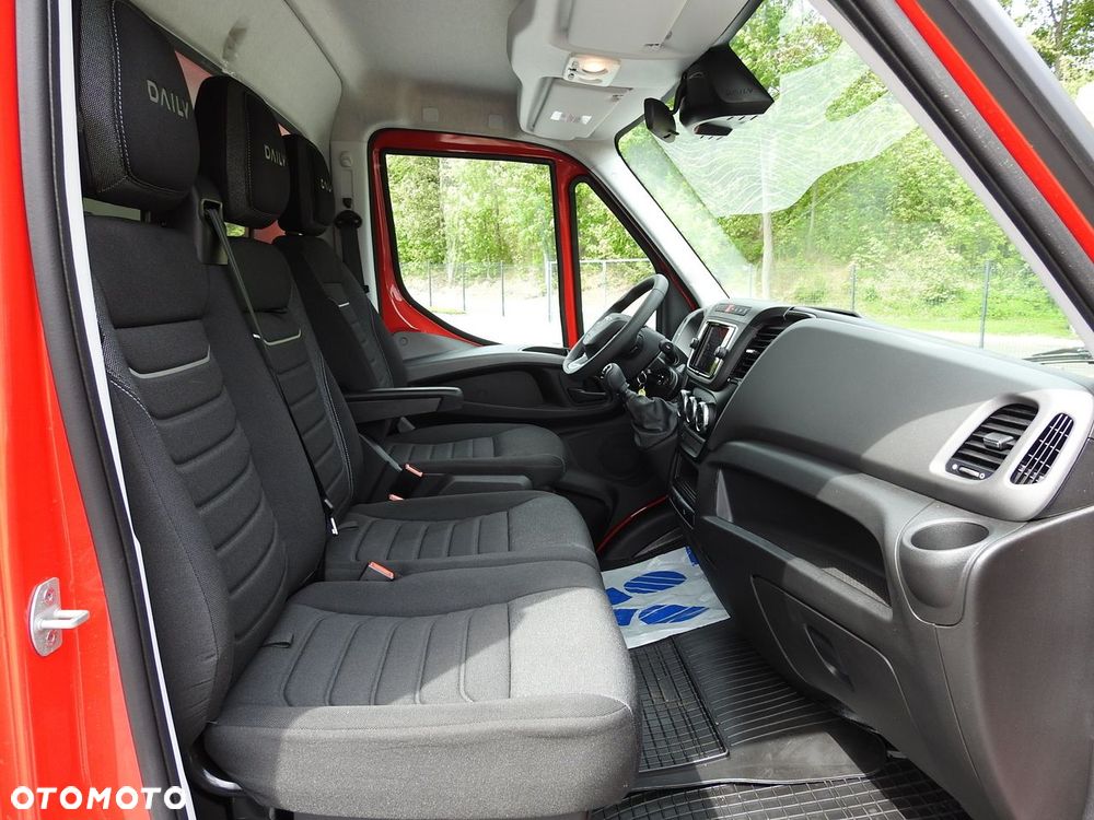Iveco DAILY 35S18 NOWY KONTENER 10 PALET TEMPOMAT NAWIGACJA KLIMATYZACJA LEDY 180KM - 39