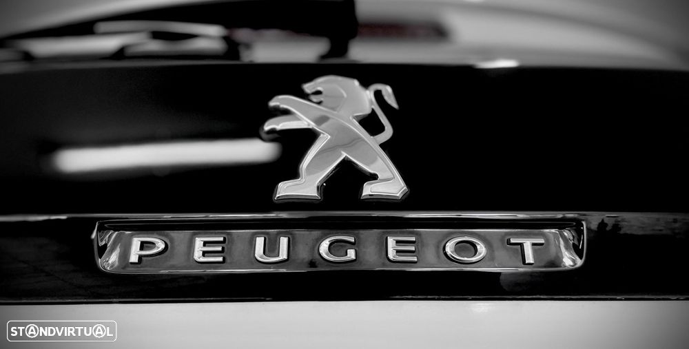 Peugeot 3008 1.2 PureTech Allure EAT6 - 44