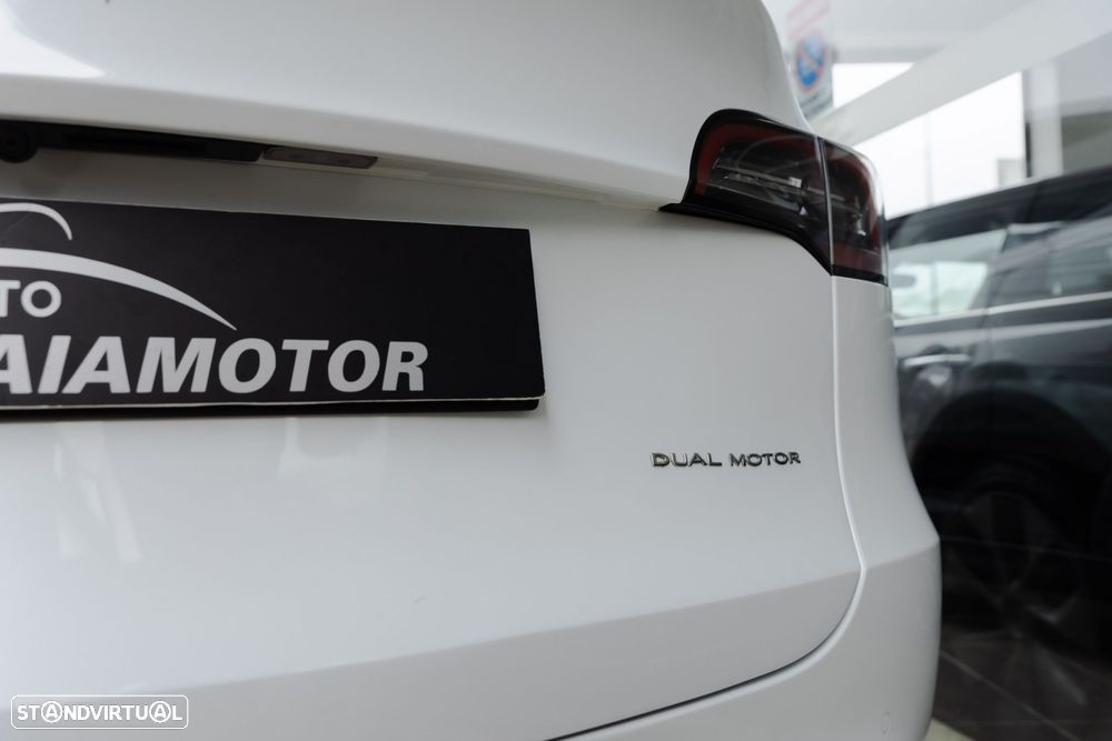 Tesla Model Y Long Range Tração Integral - 33