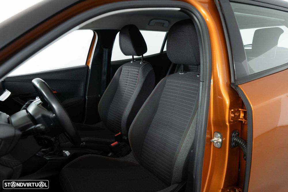 Peugeot 2008 1.2 PureTech Active Pack - 10