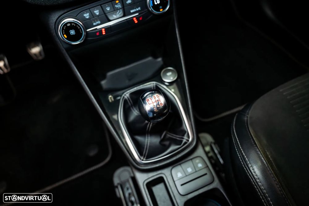 Ford Fiesta 1.5 EcoBoost ST - 20