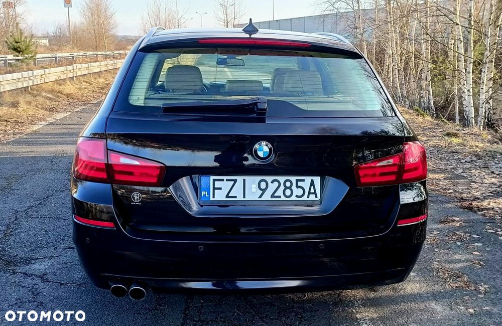BMW Seria 5 520i Sport-Aut - 4