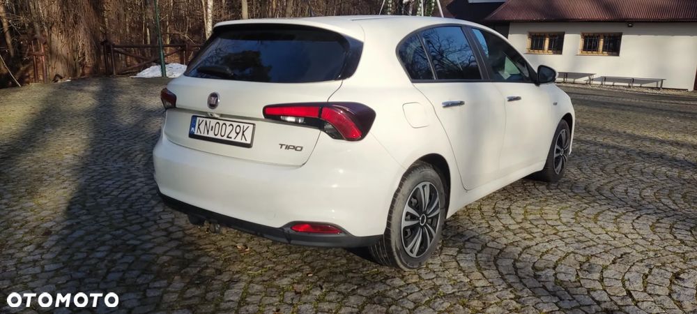 Fiat Tipo 1.4 T-Jet 16v Lounge - 23