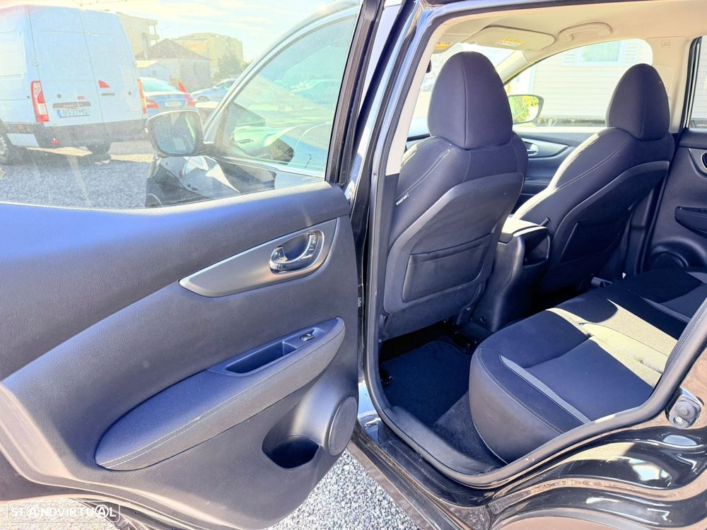 Nissan Qashqai 1.5 dCi Acenta - 32