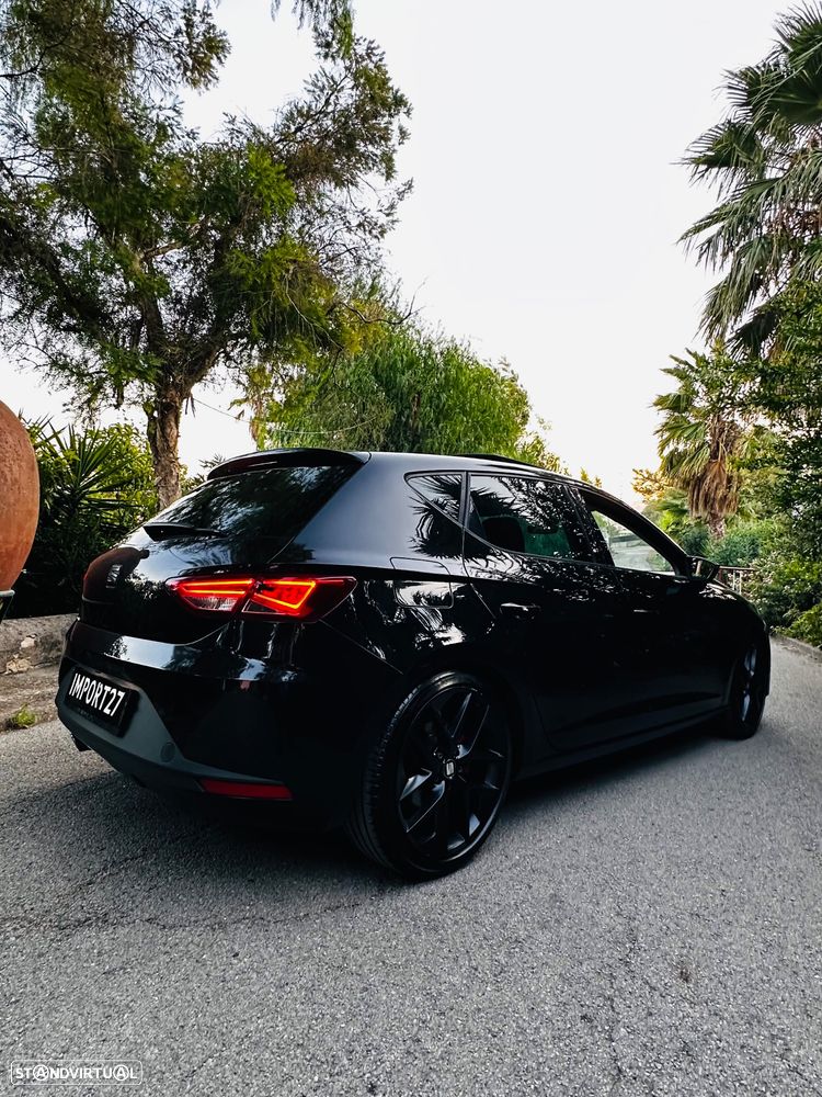 SEAT Leon 2.0 TDI DPF S&S DSG FR - 24