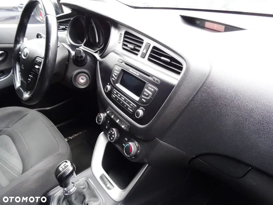 Kia ProCeed Pro_cee'd 1.6 GDI L - 12