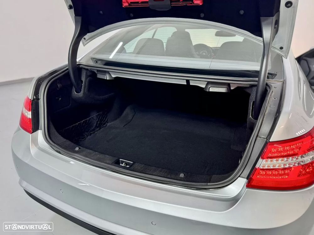 Mercedes-Benz E 220 CDi BlueEfficiency - 50