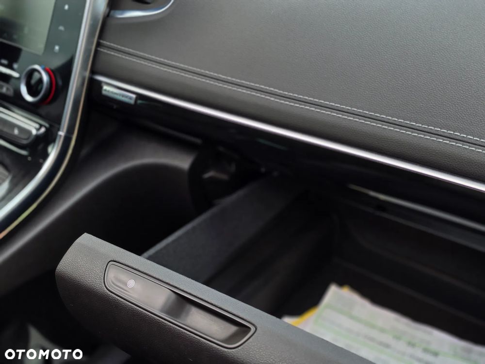 Renault Espace 1.6 dCi Energy Initiale Paris EDC 7os - 27