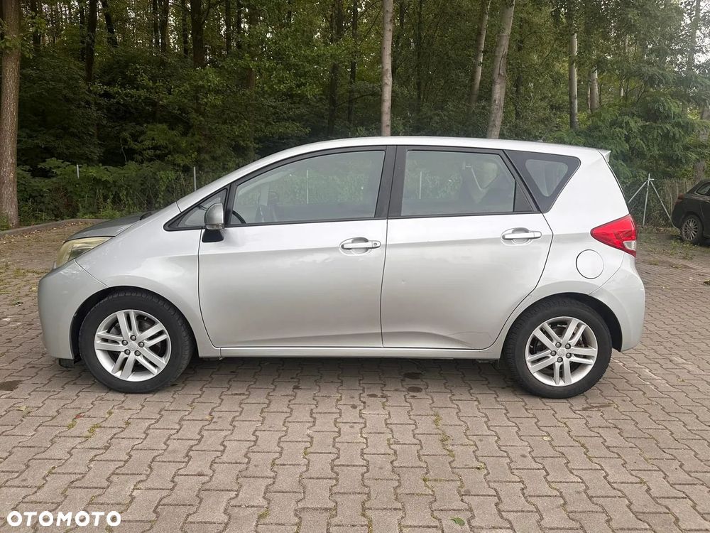 Subaru Trezia - 4