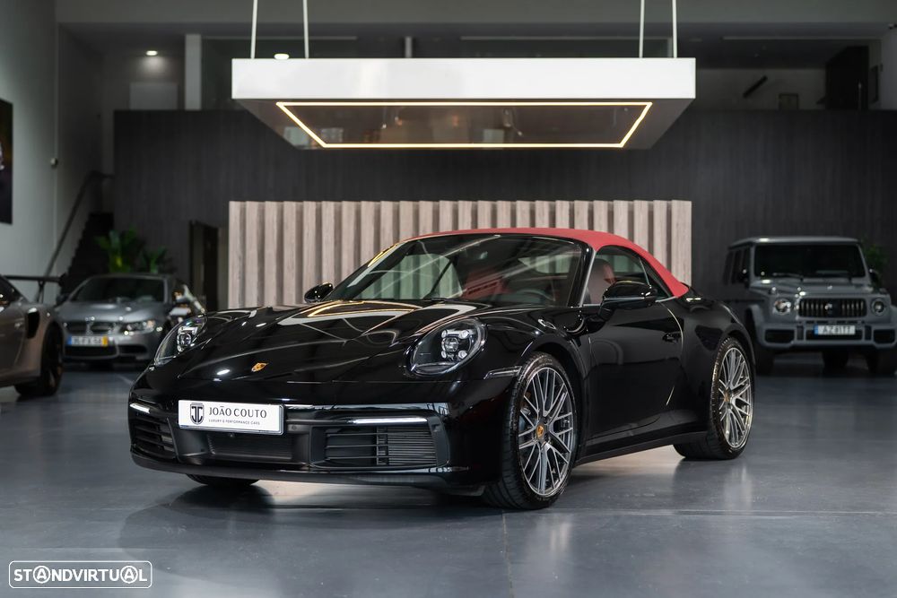 Porsche 911 (992)