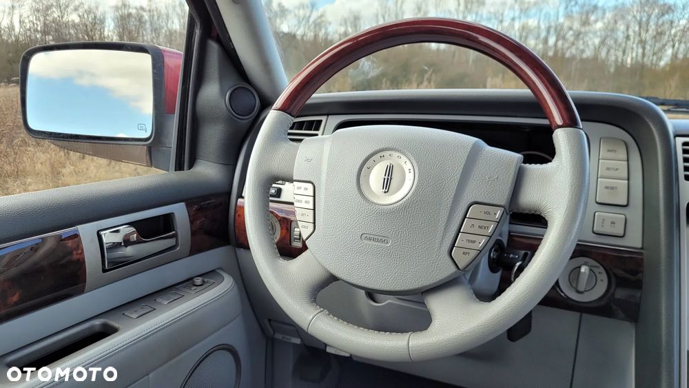 Lincoln Navigator 5.4 4WD Luxury - 12