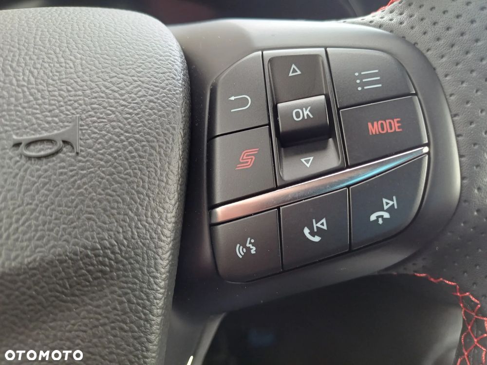 Ford Focus 2.3 EcoBoost ST X - 22