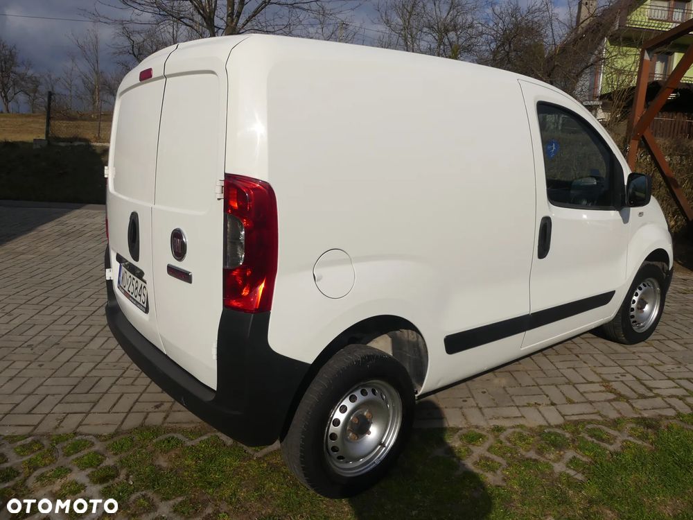 Fiat Fiorino 1.4 Lounge - 36