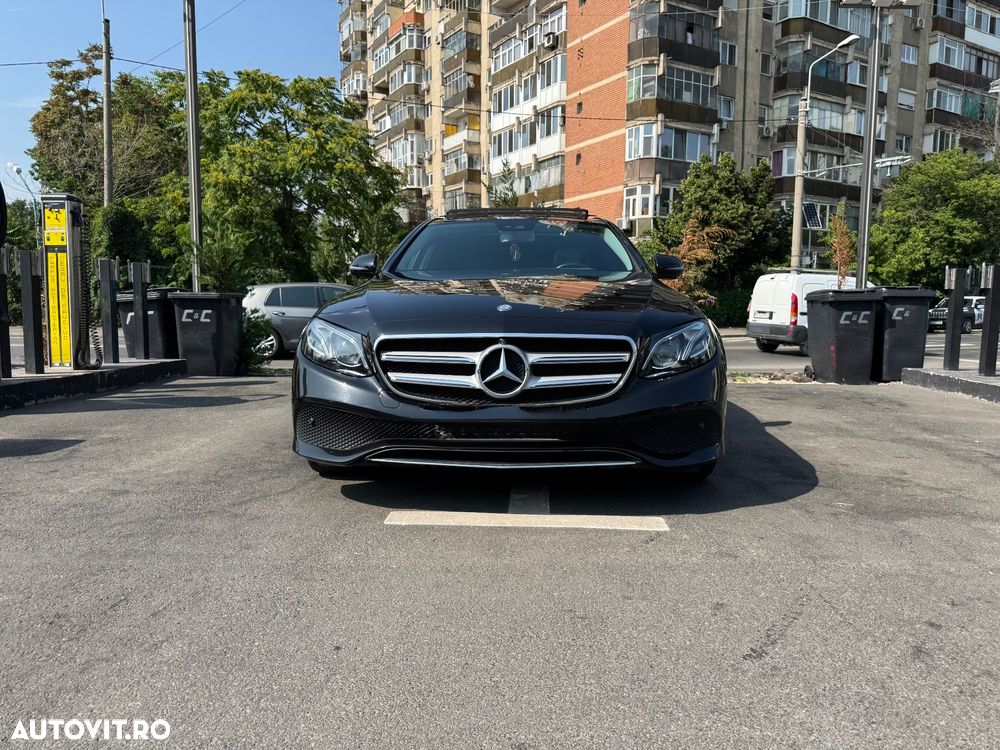 Mercedes-Benz E 220 d Aut. - 1
