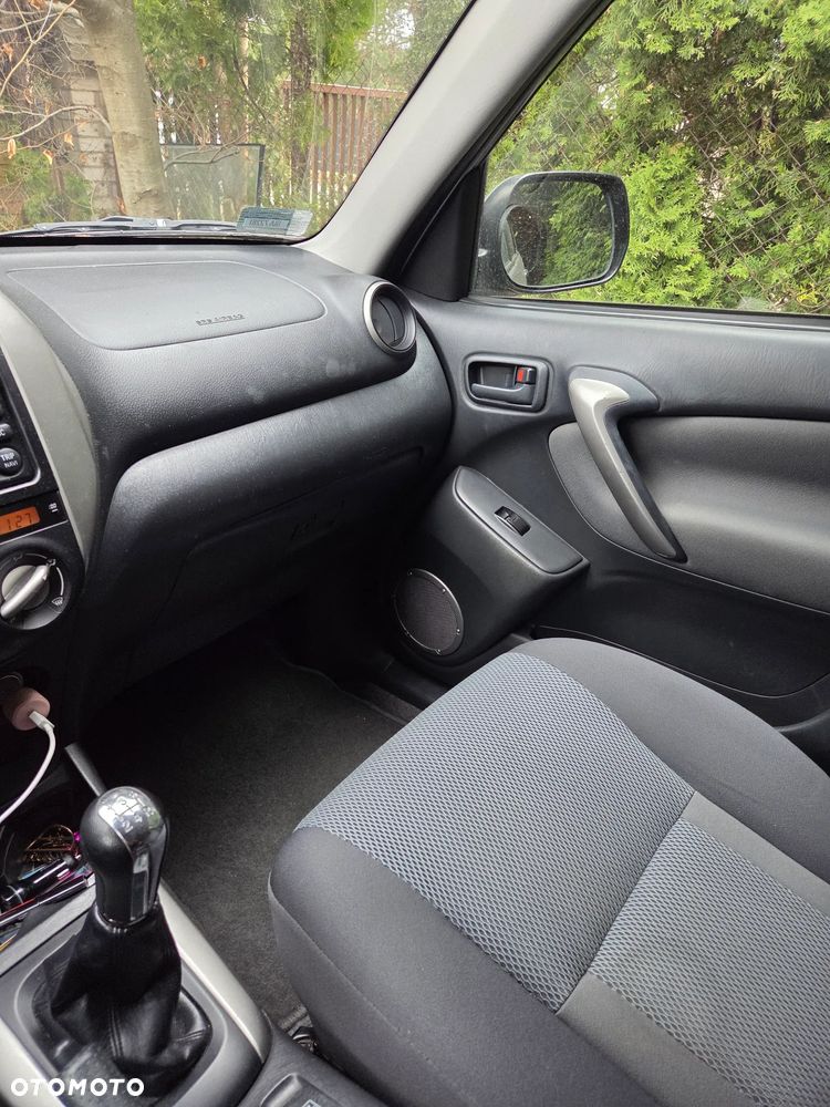 Toyota RAV4 4x2 - 15