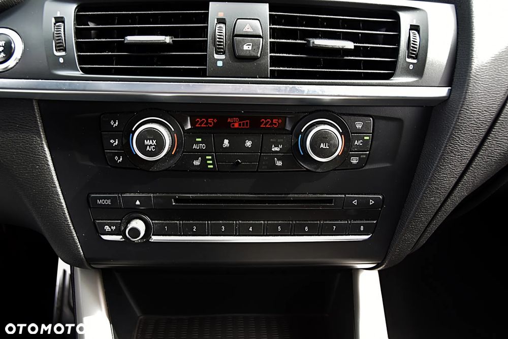 BMW X3 xDrive20d - 27