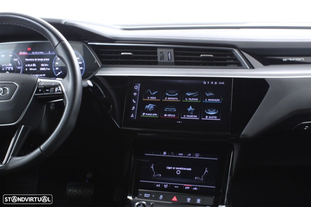Audi e-tron Sportback 55 quattro S line - 17