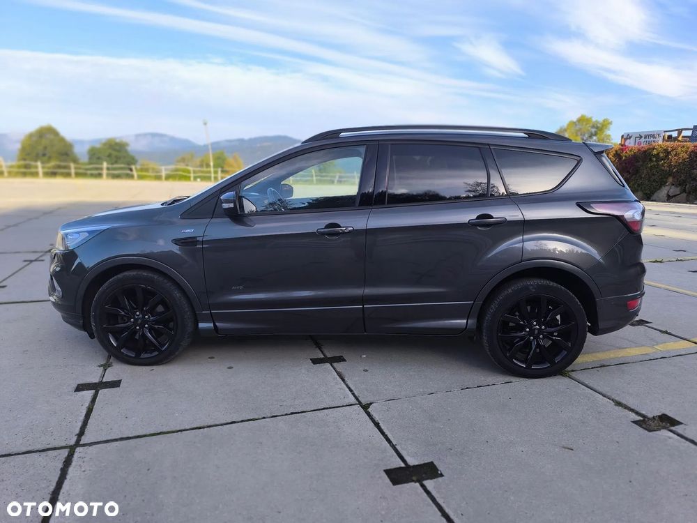 Ford Kuga 2.0 TDCi AWD ST-Line - 4