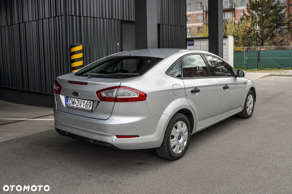 Ford Mondeo - 4