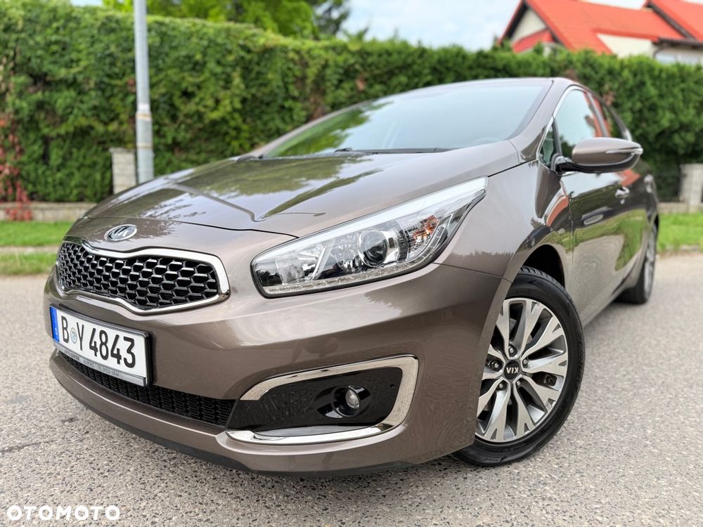 Kia Ceed 1.4 CVVT Dream Team Edition - 13
