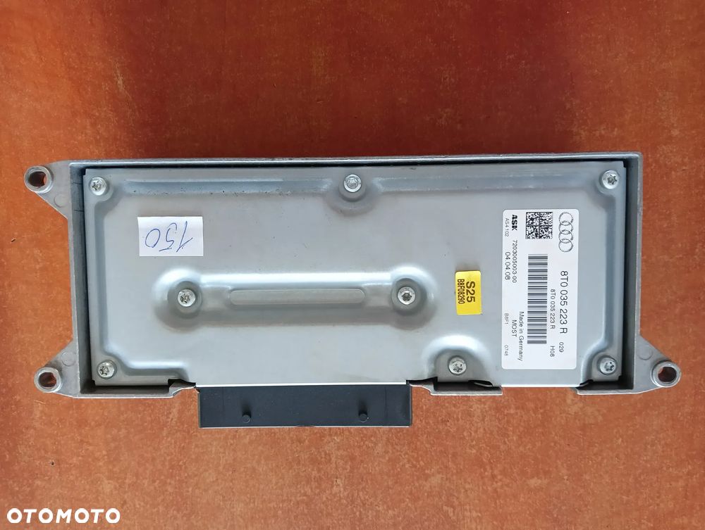 WZMACNIACZ 8T0035223R AUDI A4 B8 - 2