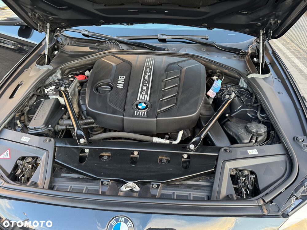 BMW Seria 5 520d BluePerformance - 17
