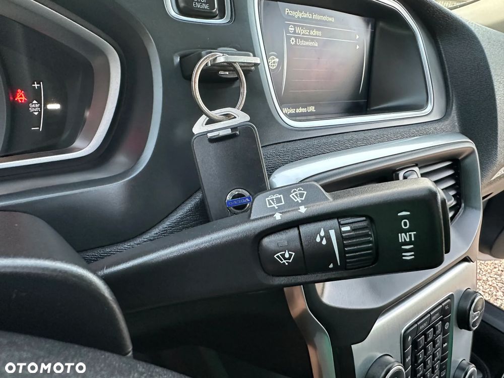 Volvo V40 Cross Country D2 Drive-E Ocean Race - 33