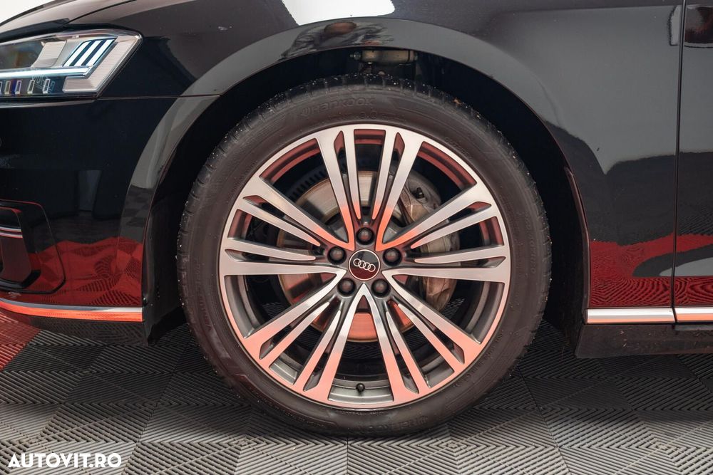 Audi A8 - 7
