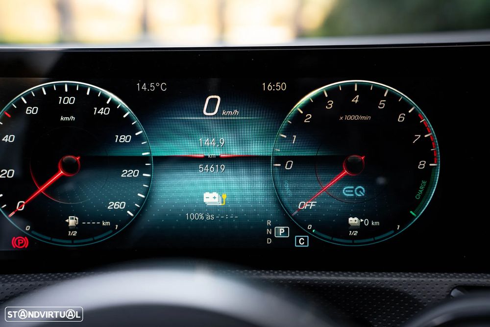 Mercedes-Benz A 250 e 8G-DCT AMG Line Advanced - 26