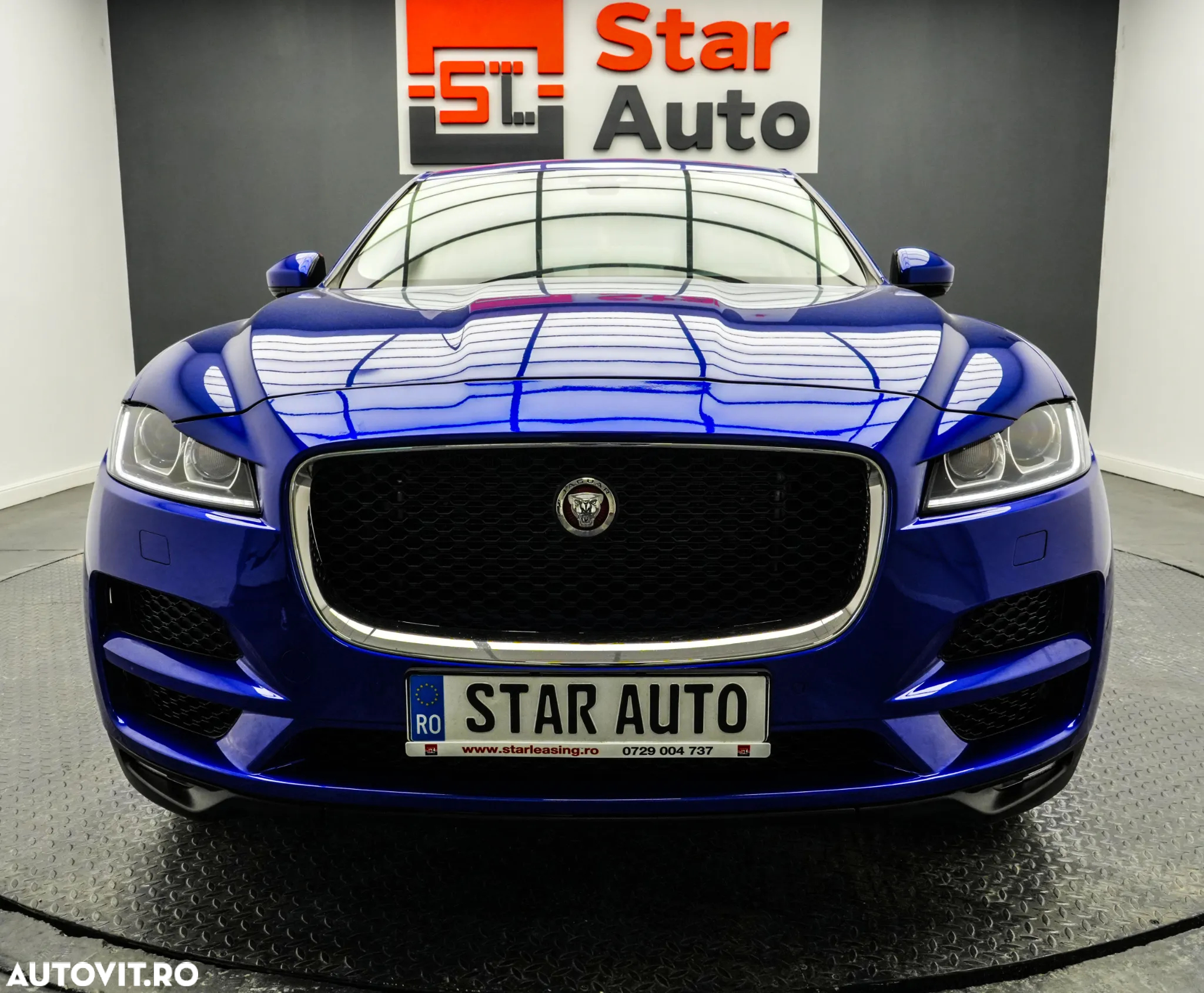 Jaguar F-Pace 25d AWD Pure - 3
