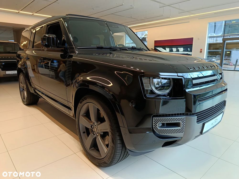 Land Rover Defender 130 5.0 P425 Outbound - 3