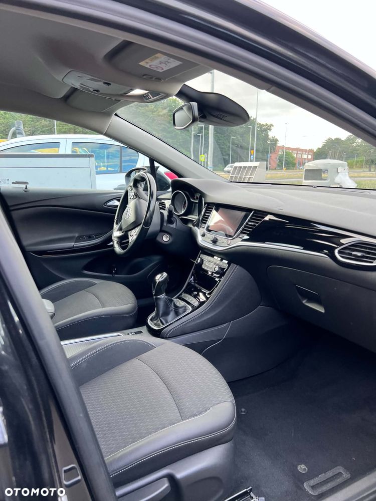 Opel Astra 1.6 BiTurbo D (CDTI) Start/Stop Innovation - 9